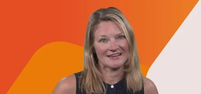 Jen Chenail discussing starting out saving for retirement in one of our Voya Learn videos.