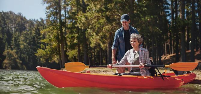A couple kayaking.